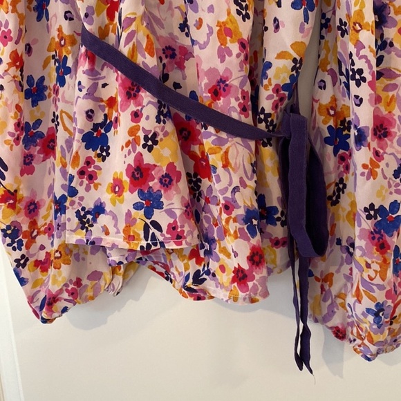 Guess by Marciano Summer Floral Pattern Blouse - Size S - Picture 9 of 9